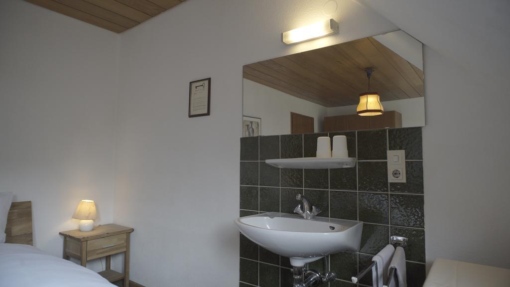 Fährhaus Hotel Waldshut-Tiengen Zimmer foto