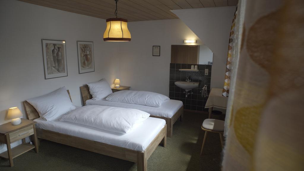 Fährhaus Hotel Waldshut-Tiengen Zimmer foto